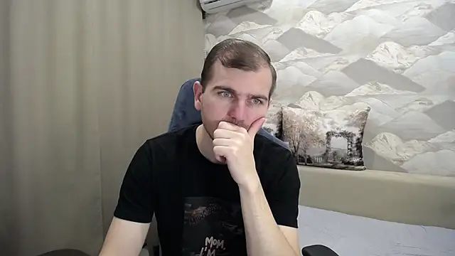 SerzhKorol1 online show from November 2025 04:49:02 AM