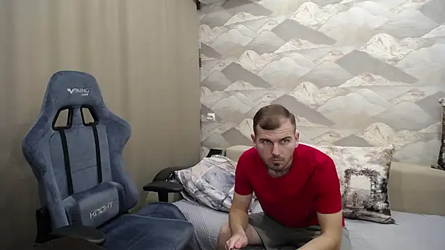 Snapshot of SerzhKorol1 chatting on October 2025 11:18:01 AM SerzhKorol1 online show from October 2025 11:18:01 AM
