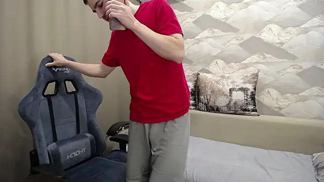 SerzhKorol1 online show from November 2025 04:57:01 AM