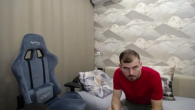 Snapshot of SerzhKorol1 chatting on October 2025 07:31:02 AM SerzhKorol1 online show from October 2025 07:31:02 AM