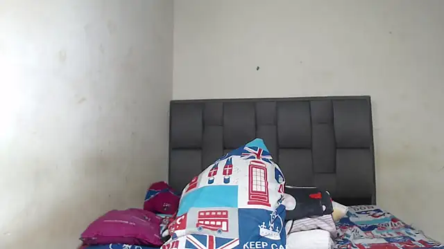 isabela-and-her-friends online show from July 2026 01:06:02 AM
