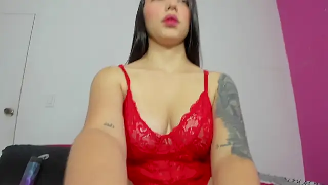 Snapshot of karli_sweet chatting on December 2024 12:01:02 PM karli sweet online show from December 2024 12:01:02 PM