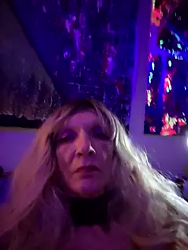 Vonniecd online show from March 2026 11:16:02 PM