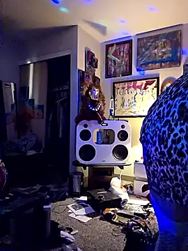 Vonniecd online show from April 2026 06:09:01 AM