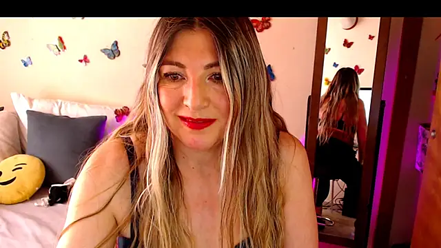 Jolie-Mature online show from September 2025 09:37:01 PM