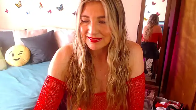 Jolie-Mature online show from October 2025 07:58:02 PM