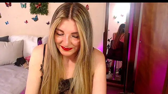 Snapshot of Jolie-Mature chatting on June 2026 10:32:02 PM Jolie-Mature online show from June 2026 10:32:02 PM
