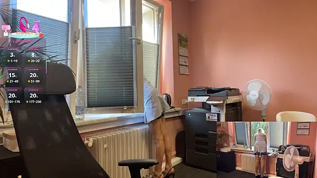 legsLONG online show from September 2025 05:56:01 AM