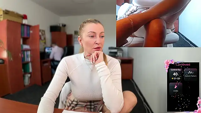 legsLONG online show from February 2025 08:18:02 AM