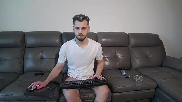 CrazyDom1 online show from March 2026 01:54:01 PM