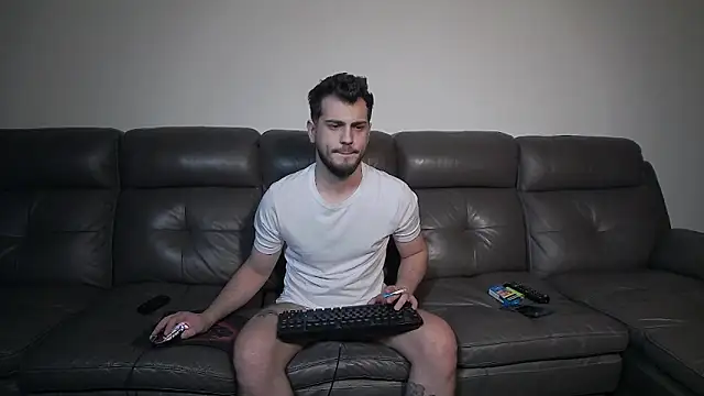 CrazyDom1 online show from March 2026 08:52:01 PM