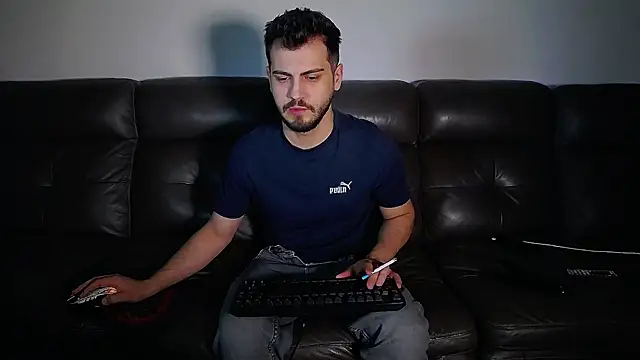 CrazyDom1 online show from February 2026 12:28:01 PM