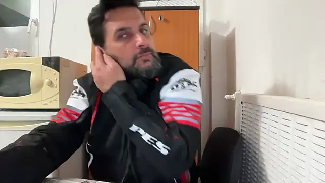 TigerOne19 online show from April 2026 07:11:02 PM