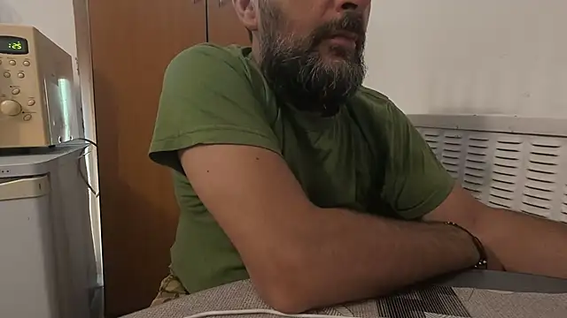 Snapshot of TigerOne19 chatting on June 2026 05:34:01 AM TigerOne19 online show from June 2026 05:34:01 AM