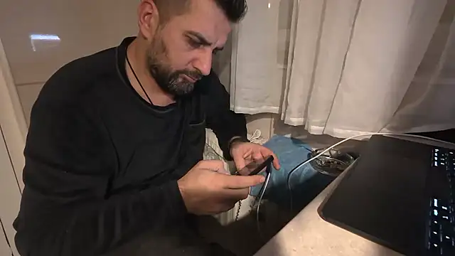 TigerOne19 online show from January 2026 08:23:02 PM