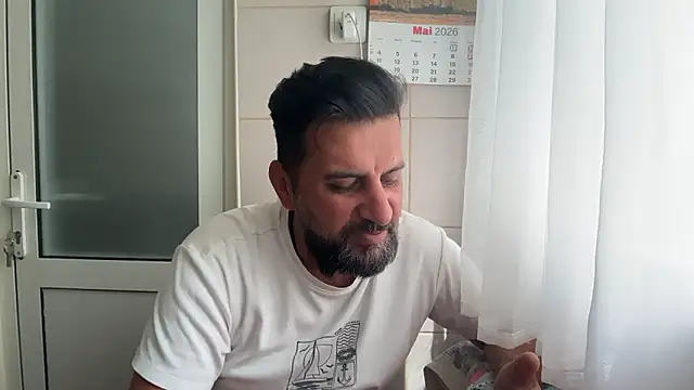 Snapshot of TigerOne19 chatting on May 2026 09:26:01 AM TigerOne19 online show from May 2026 09:26:01 AM