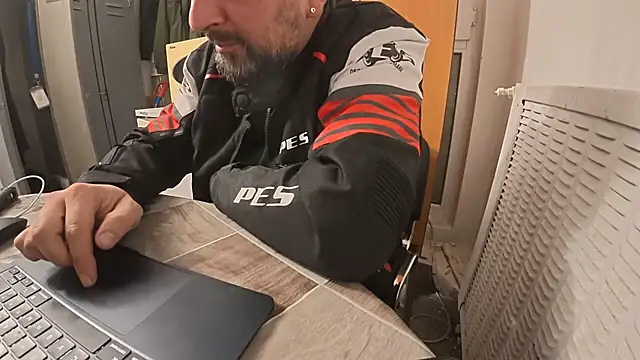 TigerOne19 online show from January 2026 06:03:02 PM