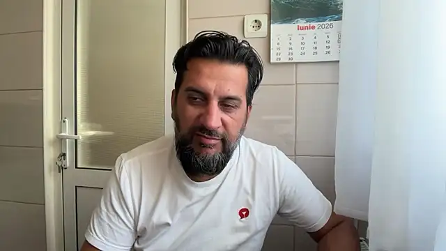 Snapshot of TigerOne19 chatting on June 2026 04:34:01 AM TigerOne19 online show from June 2026 04:34:01 AM