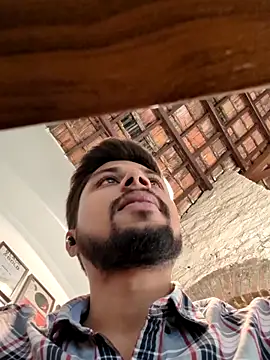  IRRESISTIBLE  online show from October 2025 07:07:01 AM