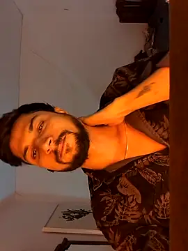  IRRESISTIBLE  online show from May 2026 07:40:01 PM