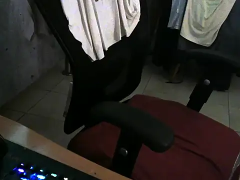 charly2994 online show from March 2026 01:19:01 AM