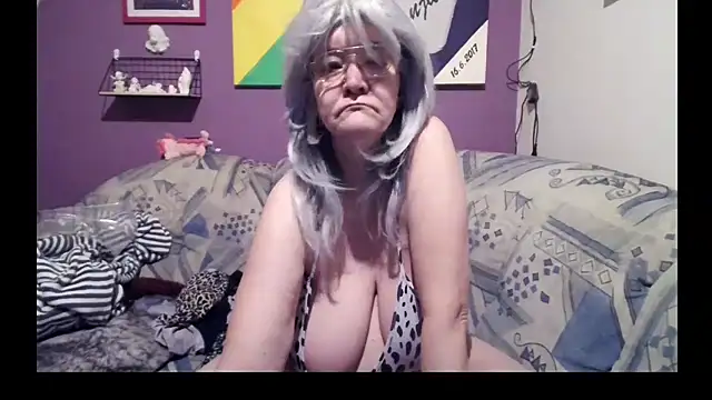milfchantal4 online show from February 2025 03:43:01 PM
