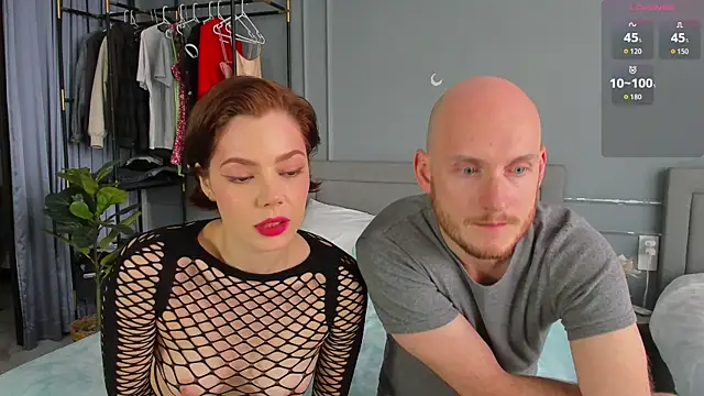 Liv coy online show from September 2025 06:40:01 AM