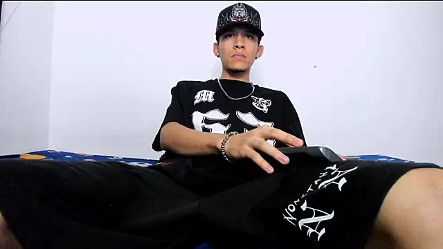 Samuel Suarez online show from May 2026 12:51:01 AM