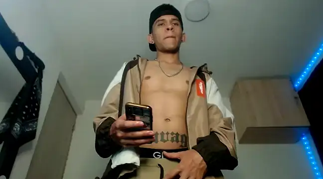 Samuel Suarez online show from March 2025 02:33:01 AM