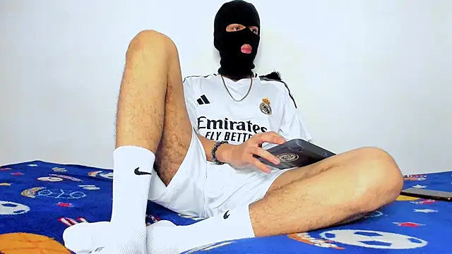 Samuel Suarez online show from November 2025 12:58:02 AM