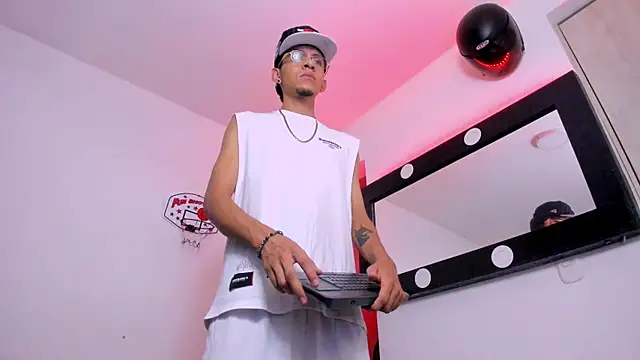 Samuel Suarez online show from July 2026 03:07:02 AM