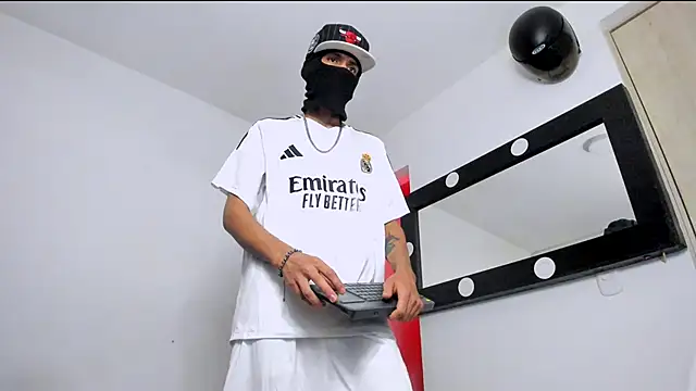 Samuel Suarez online show from May 2026 10:52:03 PM