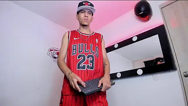 Samuel Suarez online show from June 2026 02:09:02 AM