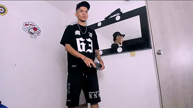 Samuel Suarez online show from April 2026 02:06:01 AM