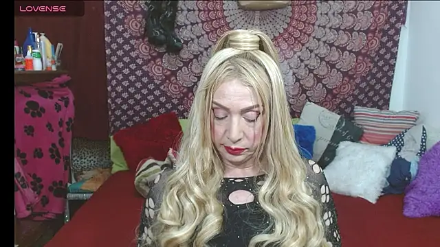 elena evans online show from January 2026 07:12:01 PM