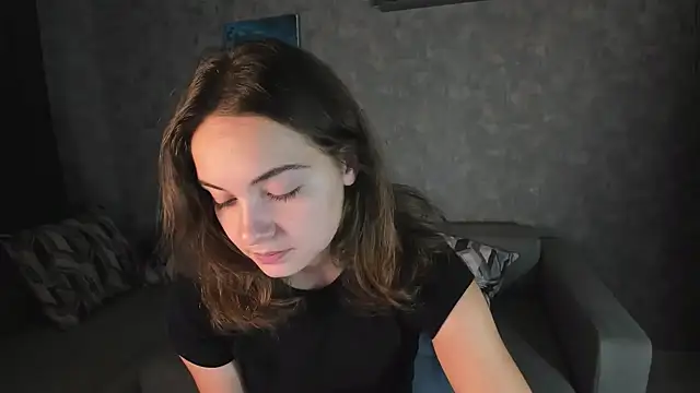 KristinaLoison online show from November 2025 01:11:01 PM