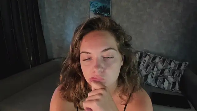 KristinaLoison online show from September 2025 11:30:01 AM