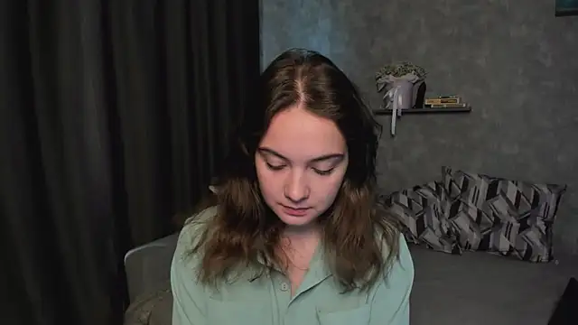 KristinaLoison online show from June 2026 08:15:01 AM