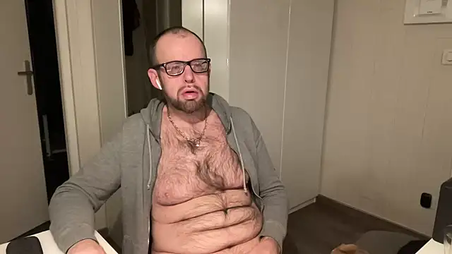 FABIOGLASSES online show from November 2025 11:49:02 PM