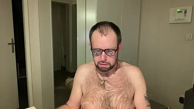 FABIOGLASSES online show from March 2026 09:42:01 PM