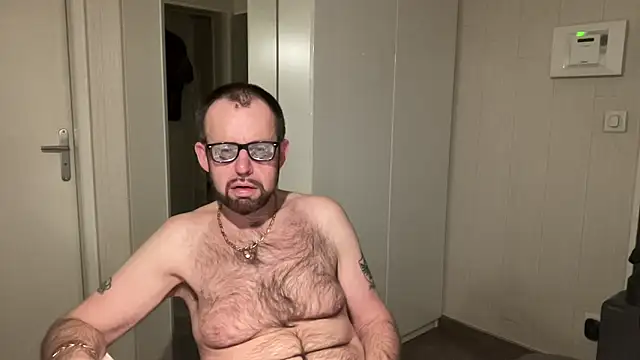 FABIOGLASSES online show from March 2026 09:08:01 PM