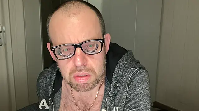 FABIOGLASSES online show from November 2025 12:31:01 AM