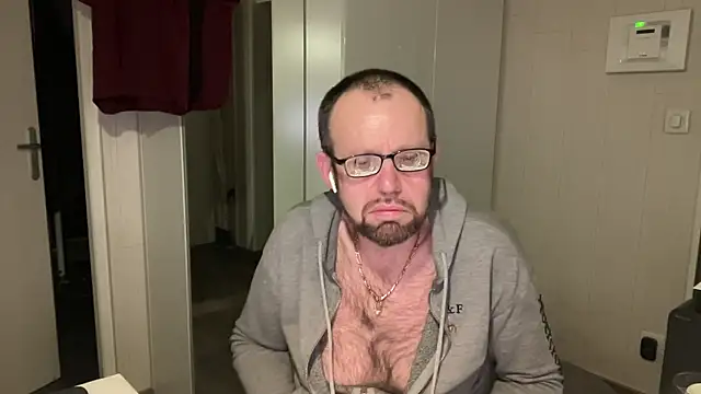 FABIOGLASSES online show from February 2026 02:34:01 AM