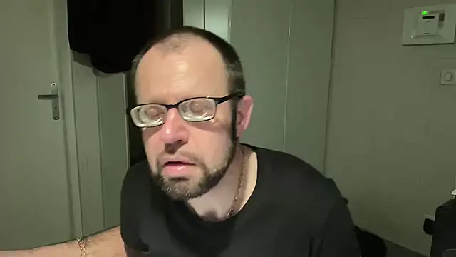 FABIOGLASSES online show from March 2026 08:49:03 PM