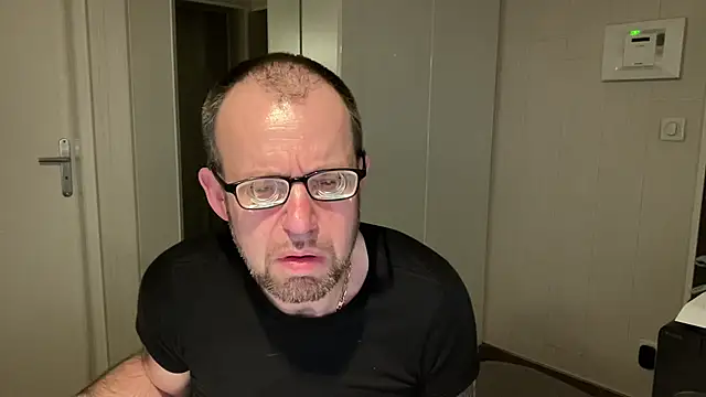 FABIOGLASSES online show from February 2026 10:32:01 PM