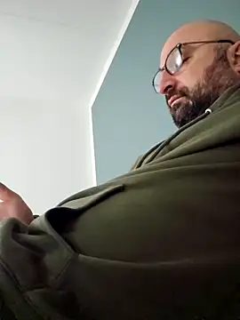 bigloada online show from February 2025 11:42:01 AM