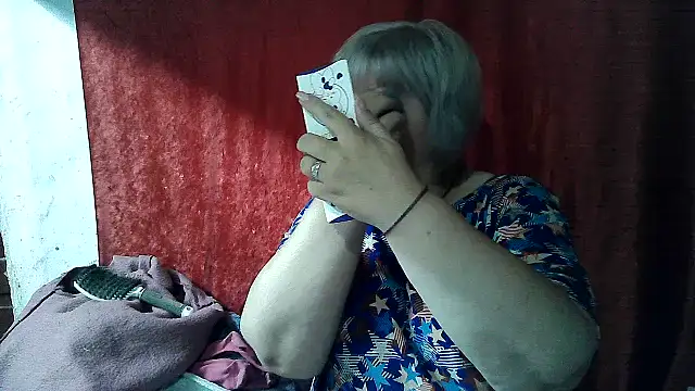 Gina Marlyn online show from May 2026 07:56:02 PM