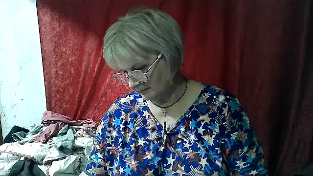 Gina Marlyn online show from May 2026 07:28:02 PM
