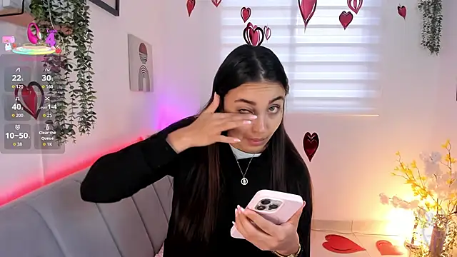 aisha es online show from February 2026 09:01:01 PM