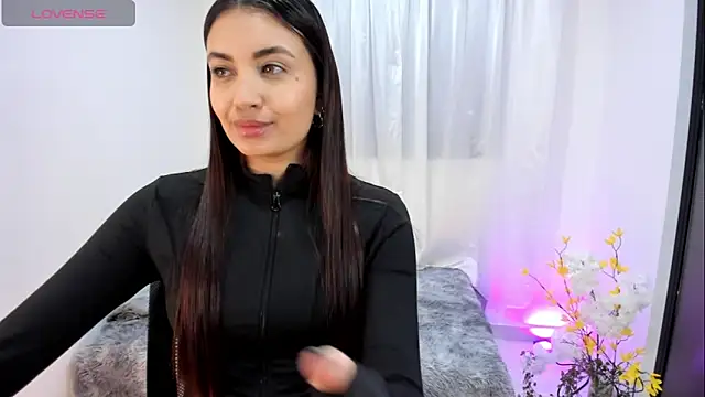 aisha es online show from October 2025 09:35:02 PM